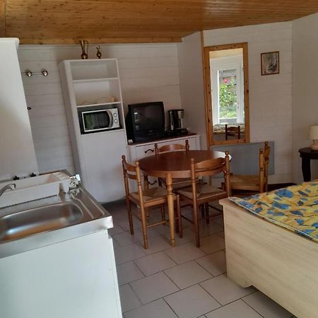 Le Vintage Apartment เลแซร์บิเย ภายนอก รูปภาพ