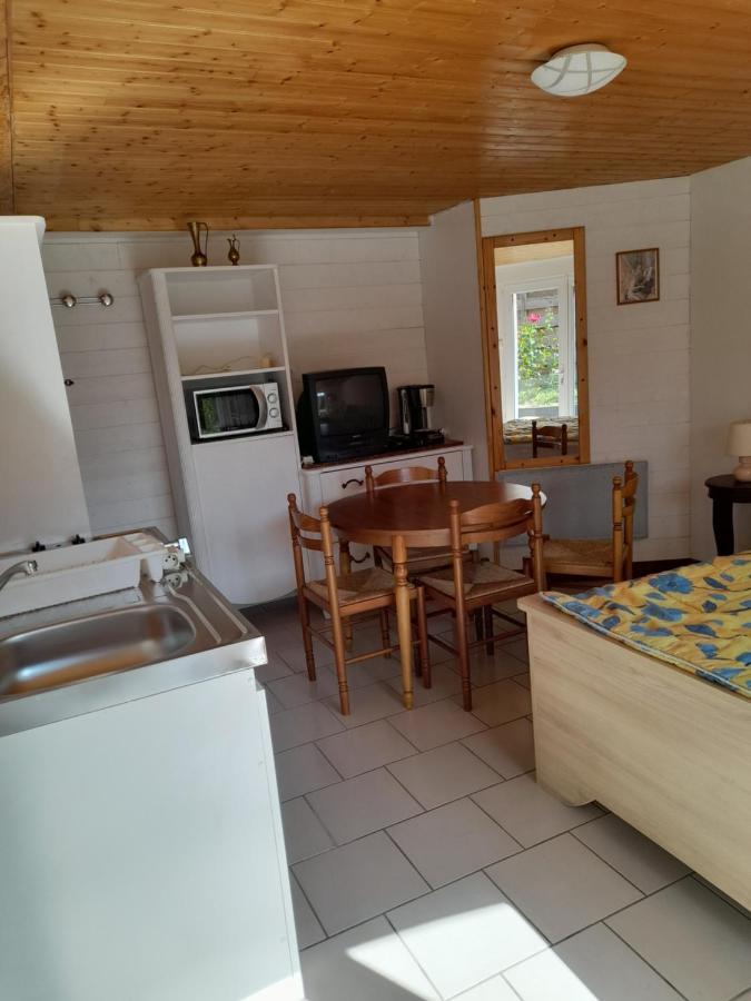 Le Vintage Apartment เลแซร์บิเย ภายนอก รูปภาพ